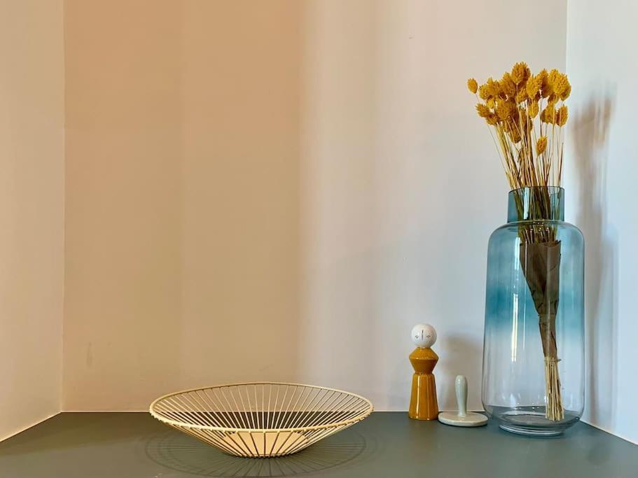 Lovely Studio Flat In Bocconi Milan Bagian luar foto